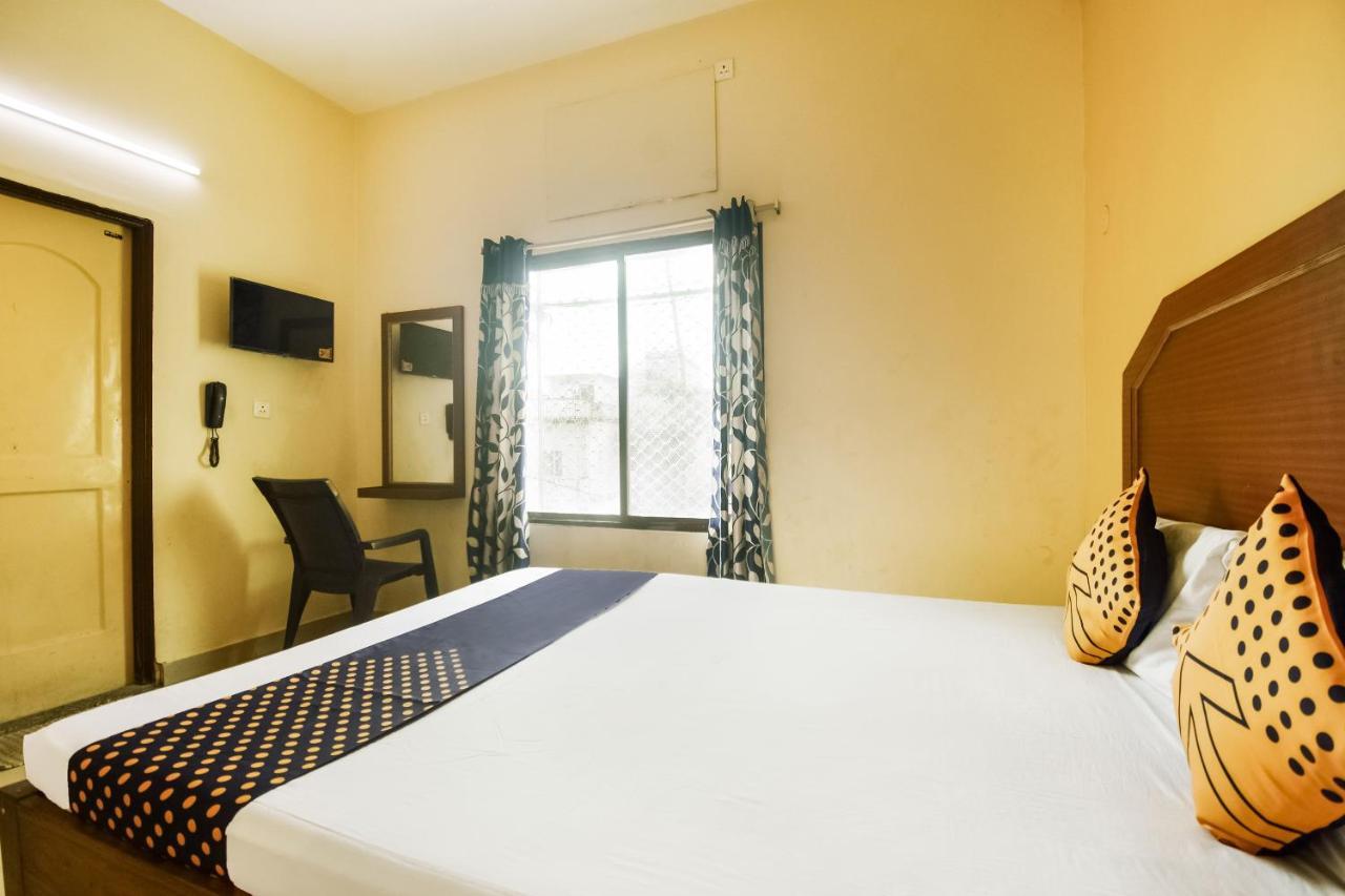 SPOT ON 74793 Hotel Sai Sudha Puri Exterior foto